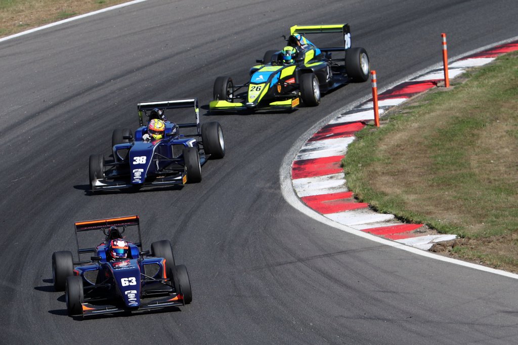 (Foto: British Formula 3)